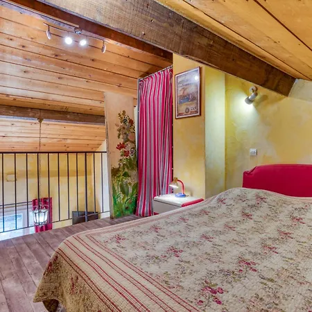 Camoin Apartmán *